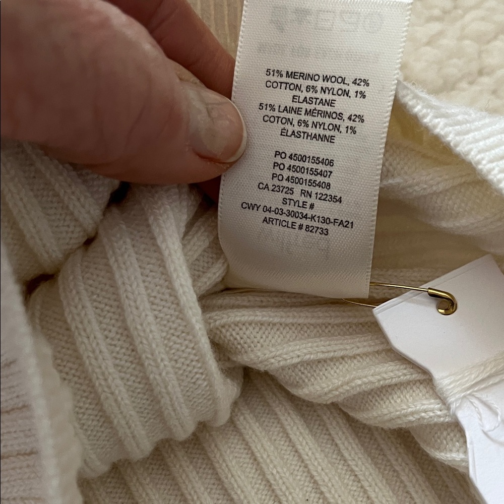 Aritzia Ribbed Knit Crop Top - oak - Picture 6 of 6